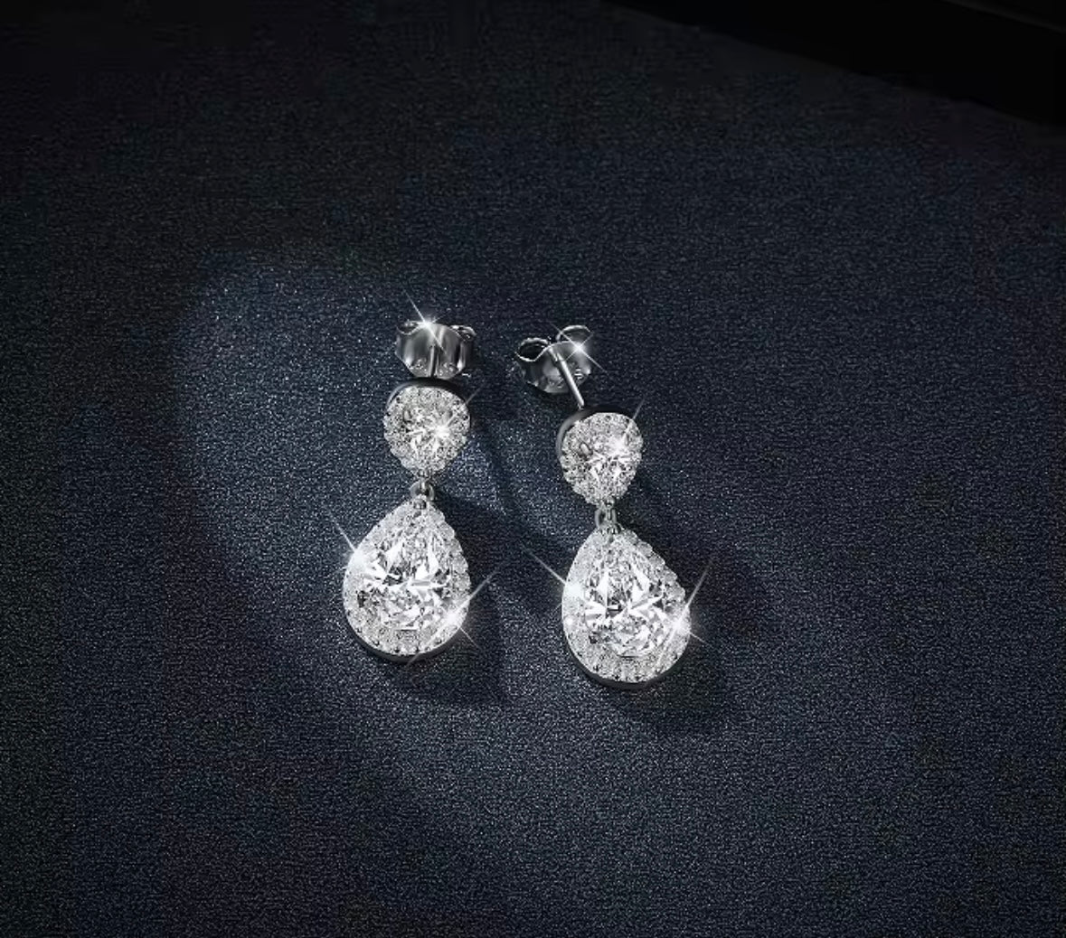 Lumière Raindrop Earrings