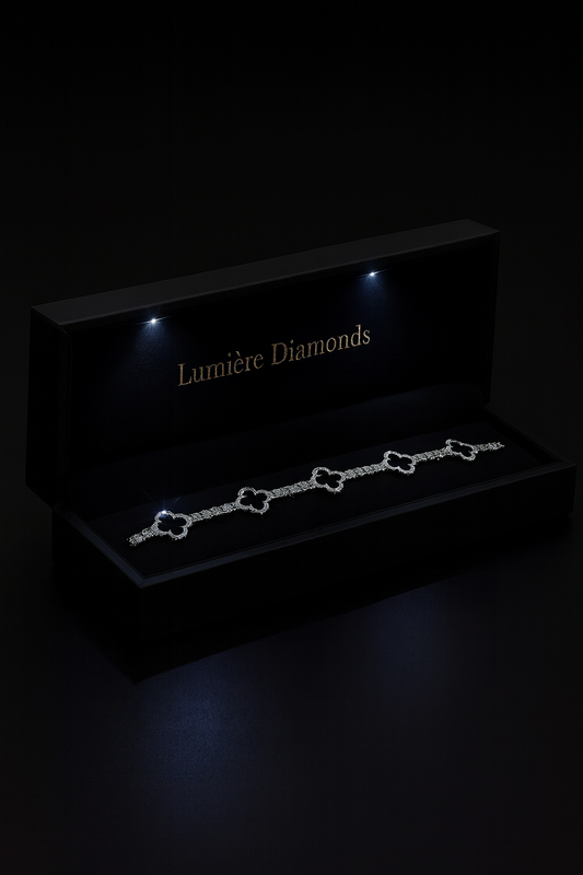 Lumière Four-Leaf Clover Moissanite Bracelet
